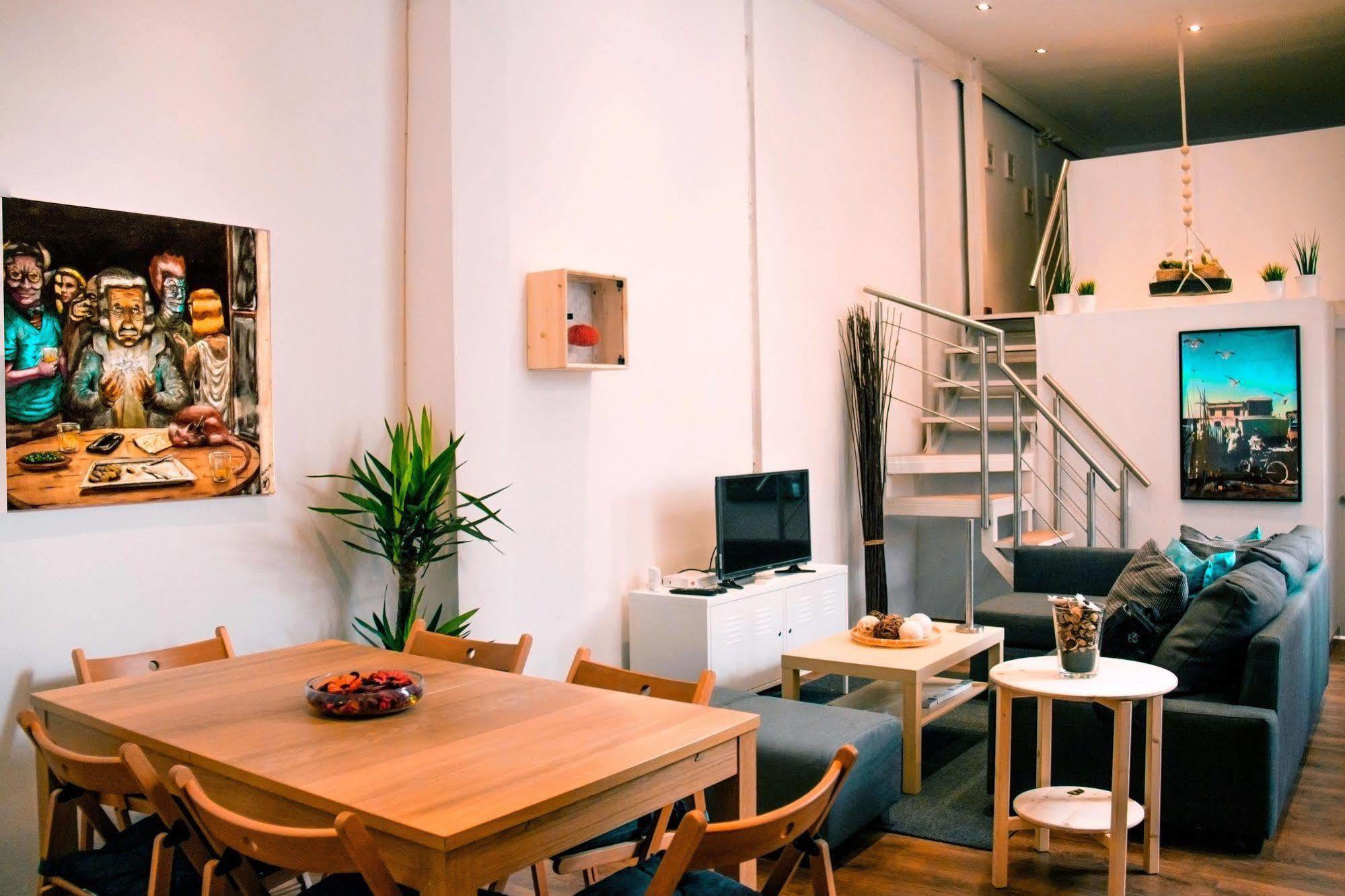 Lollipop Flats City Centre Suite Madryt Zewnętrze zdjęcie